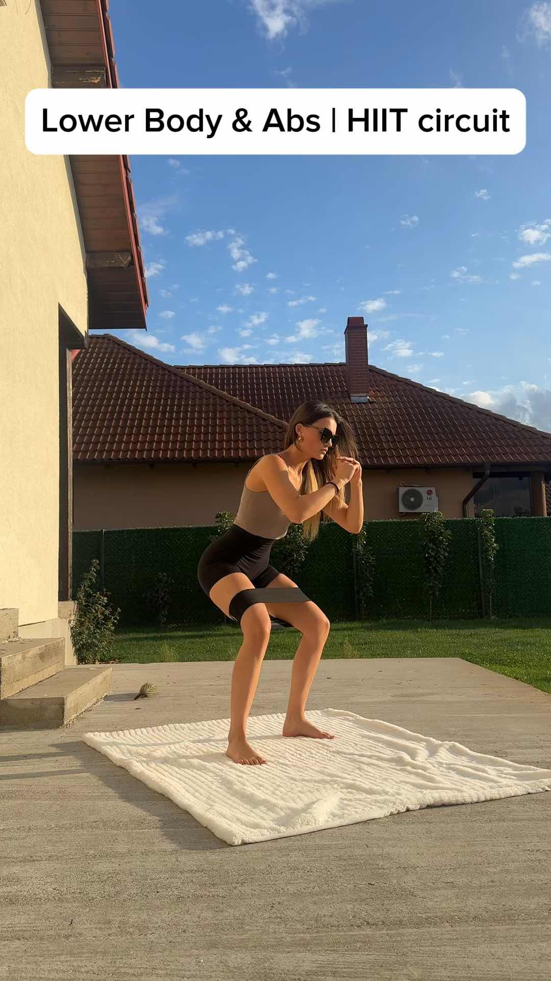 Lower Body & Abs HIIT Circuit